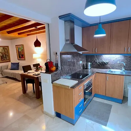 Retiro Urbano En Sants, Tu Hogar En Apartment