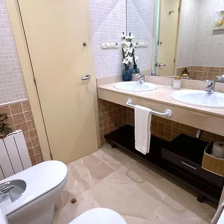 Retiro Urbano En Sants, Tu Hogar En Apartment *