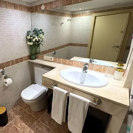 Retiro Urbano En Sants, Tu Hogar En